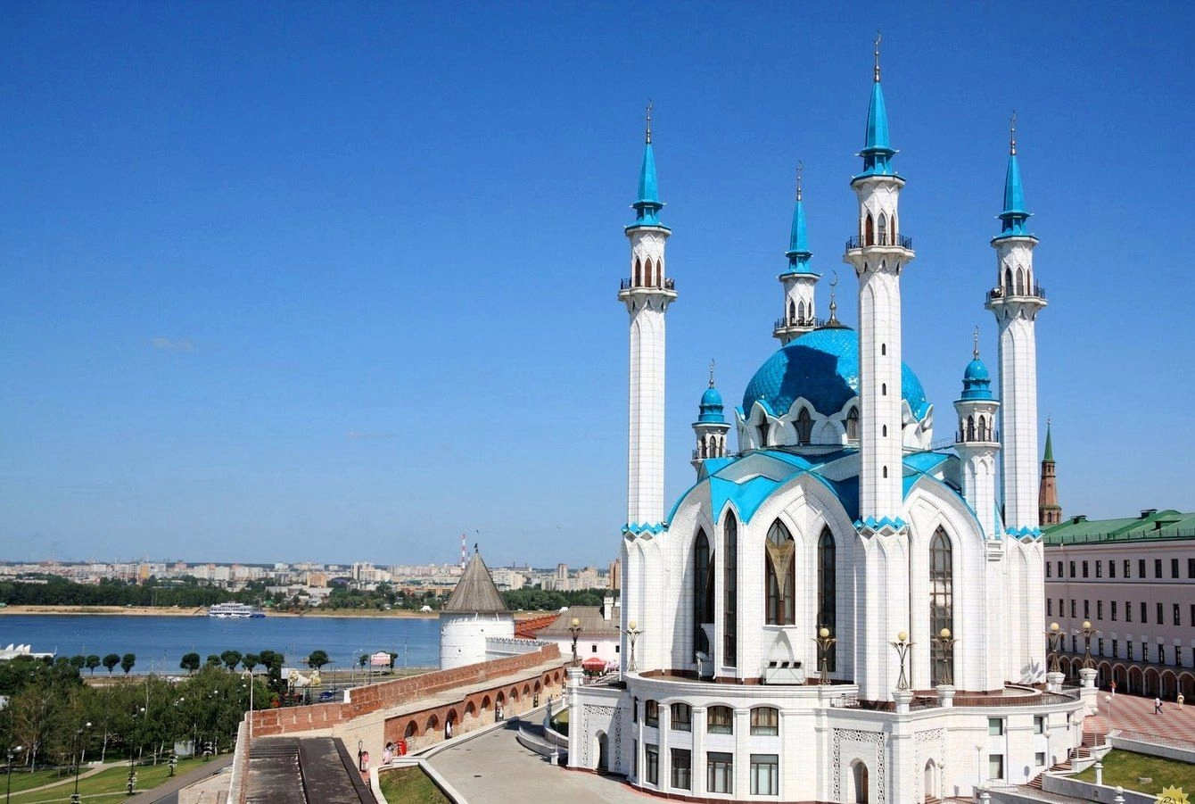 ТОП-10 экскурсий в мечеть Кул-Шариф в Казани